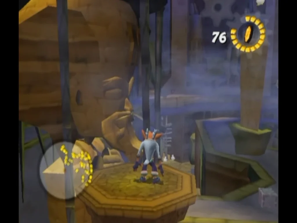 Crash Bandicoot explora una zona de plataformas en el parque MotorWorld de Crash Tag Team Racing para GameCube