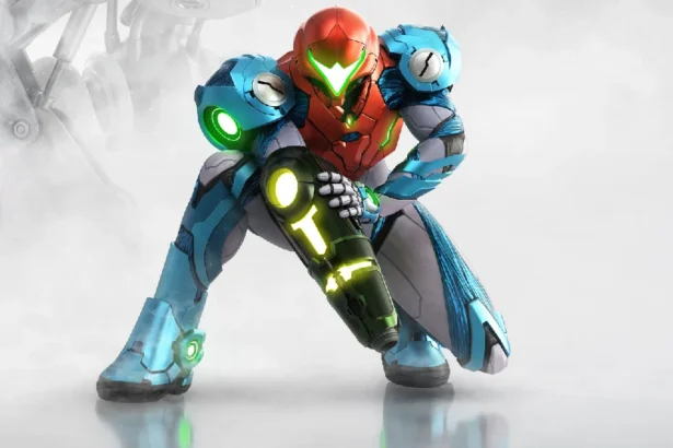 Samus Aran con su traje de combate azul y rojo en una pose de acción sosteniendo la Arm Cannon.